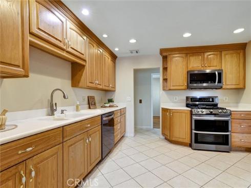 10806 Danberry Drive , Garden Grove, CA