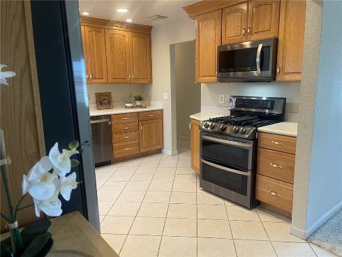 10806 Danberry Drive , Garden Grove, CA