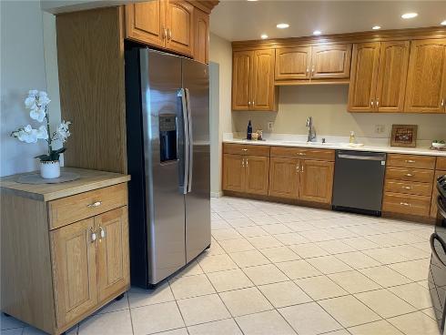 10806 Danberry Drive , Garden Grove, CA