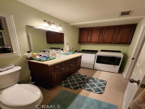 216 Walnut Avenue, Huntington Beach, CA