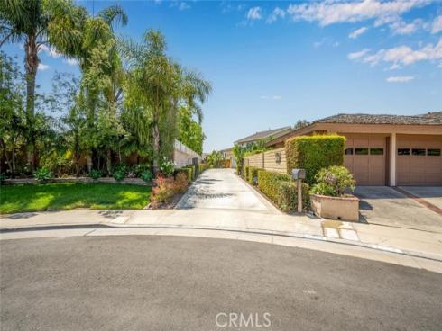 6712 Lawn Haven Drive, Huntington Beach, CA
