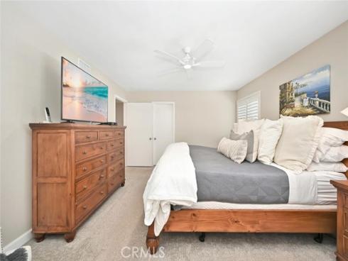 6712 Lawn Haven Drive, Huntington Beach, CA