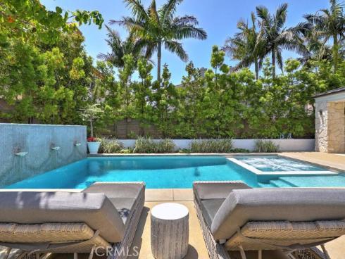 6782 Derby Circle , Huntington Beach, CA