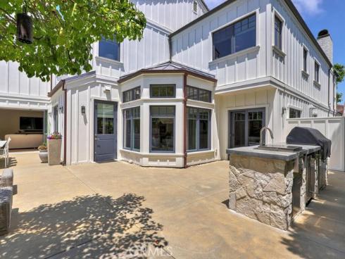 6782 Derby Circle , Huntington Beach, CA