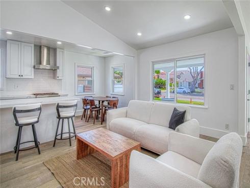 1821 Lake Street, Huntington Beach, CA