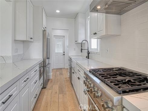 1821 Lake Street, Huntington Beach, CA