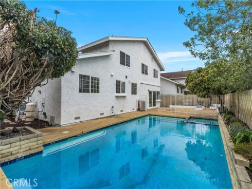 15562 Placid Circle, Huntington Beach, CA