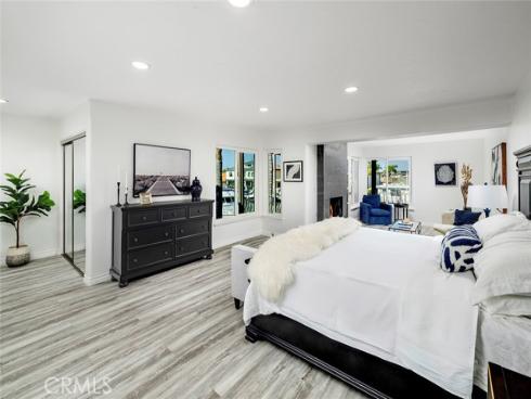 16592 Grimaud Lane, Huntington Beach, CA