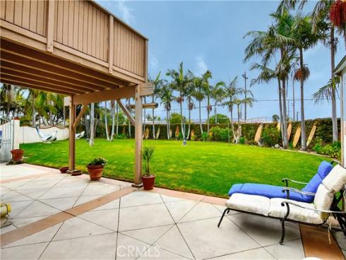 9511 Port Clyde Drive, Huntington Beach, CA