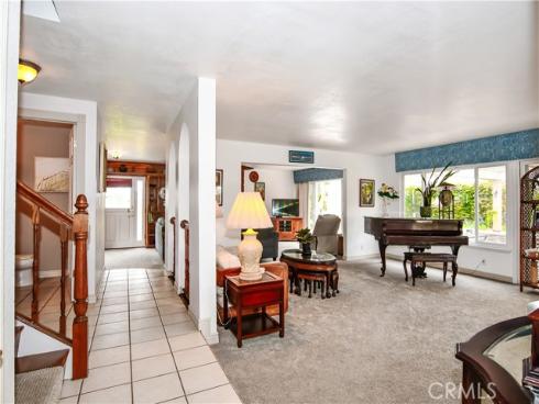 9511 Port Clyde Drive, Huntington Beach, CA