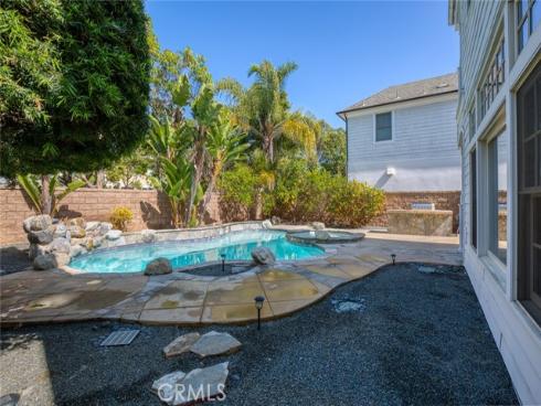 4761 Edgartown Drive, Huntington Beach, CA