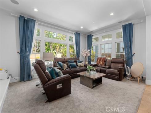 4761 Edgartown Drive, Huntington Beach, CA