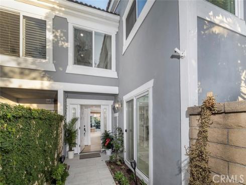 16084 Bonaire Circle, Huntington Beach, CA