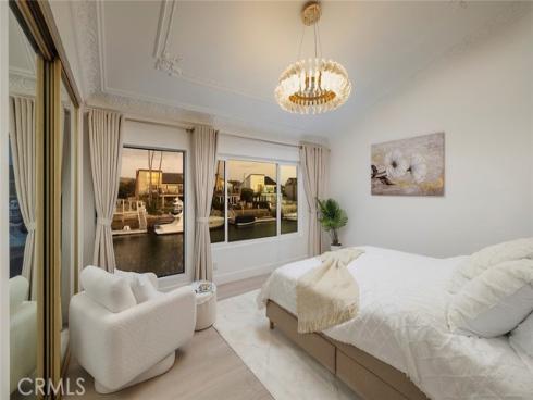 16084 Bonaire Circle, Huntington Beach, CA