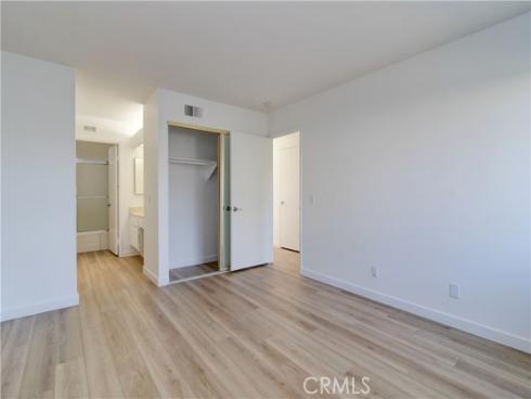 8686 Merced 1010A Circle, Huntington Beach, CA