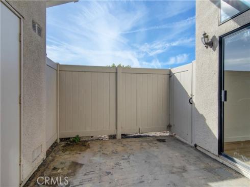 8686 Merced 1010A Circle, Huntington Beach, CA
