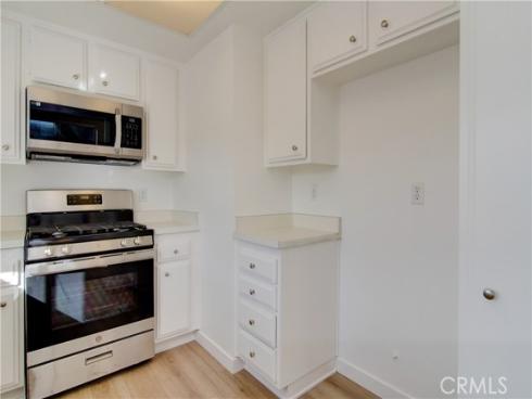 8686 Merced 1010A Circle, Huntington Beach, CA