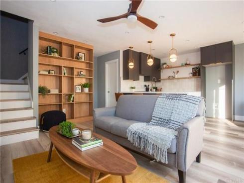 711 Pacific Coast 206 Highway, Huntington Beach, CA