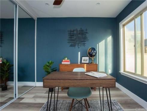 711 Pacific Coast 206 Highway, Huntington Beach, CA