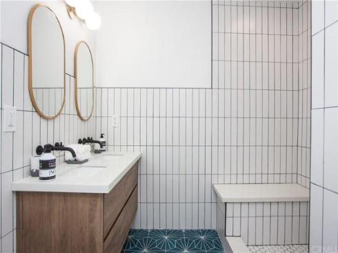 711 Pacific Coast 206 Highway, Huntington Beach, CA