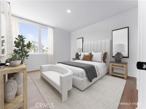 414 Main 205 Street, Huntington Beach, CA