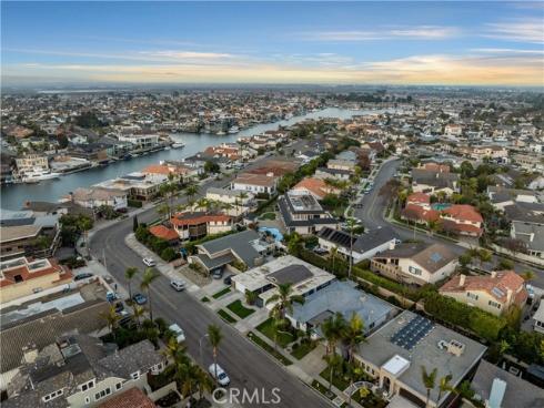 16802 Bolero Lane, Huntington Beach, CA