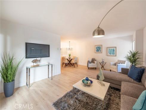 711 Pacific Coast 322 , Huntington Beach, CA