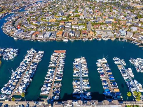 17007 Edgewater Lane, Huntington Beach, CA