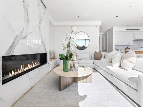 17007 Edgewater Lane, Huntington Beach, CA