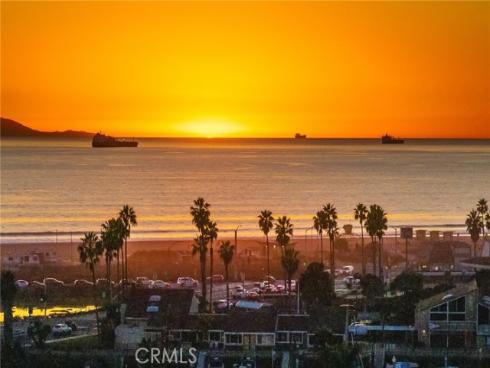 17007 Edgewater Lane, Huntington Beach, CA