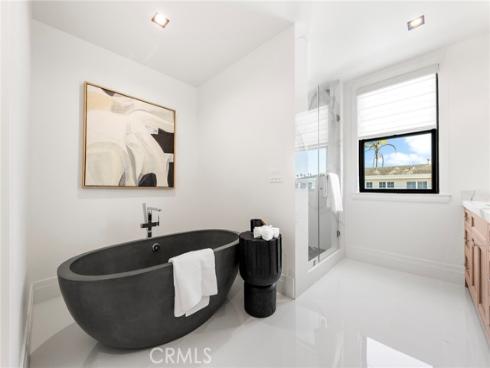 17007  Edgewater   Lane, Huntington Beach, CA