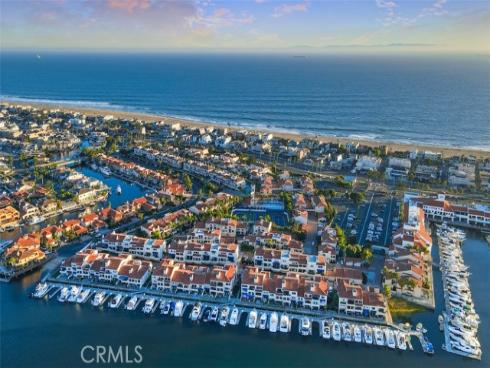 214 Utica Avenue, Huntington Beach, CA