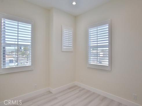 19002 Delaware Street, Huntington Beach, CA