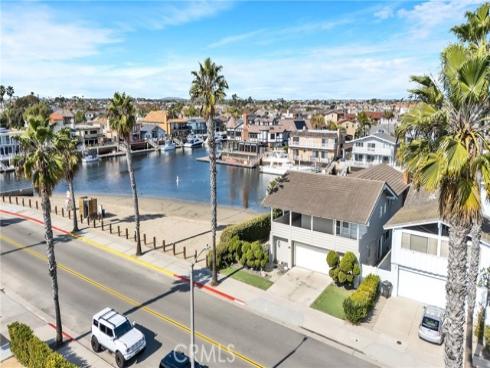 4051 Davenport Drive, Huntington Beach, CA