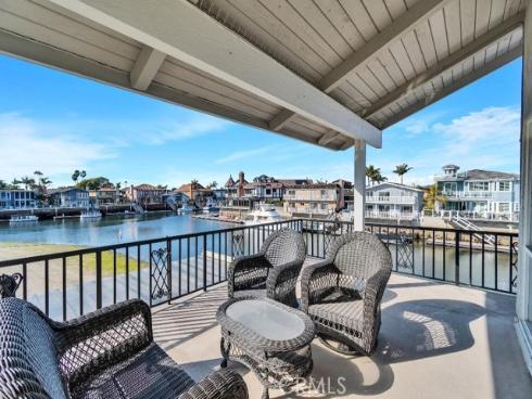 4051 Davenport Drive, Huntington Beach, CA