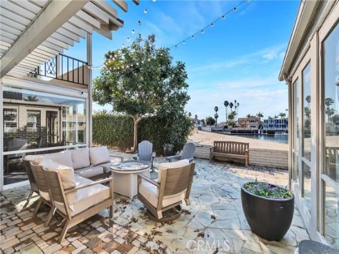 4051 Davenport Drive, Huntington Beach, CA