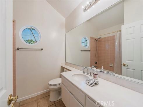 7412 Seabluff 107 Drive, Huntington Beach, CA