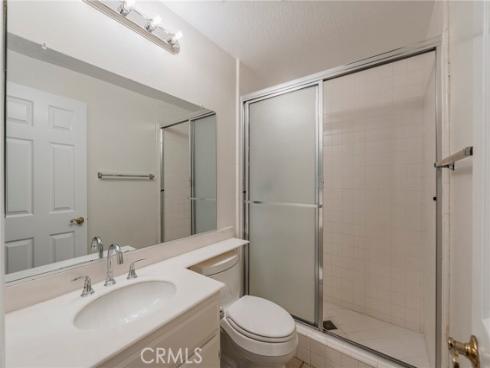 7412 Seabluff 107 Drive, Huntington Beach, CA