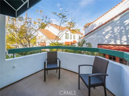 7412 Seabluff 107 Drive, Huntington Beach, CA