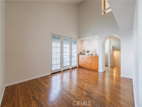 7412 Seabluff 107 Drive, Huntington Beach, CA