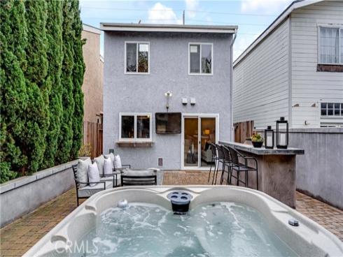 1308 Alabama Street, Huntington Beach, CA