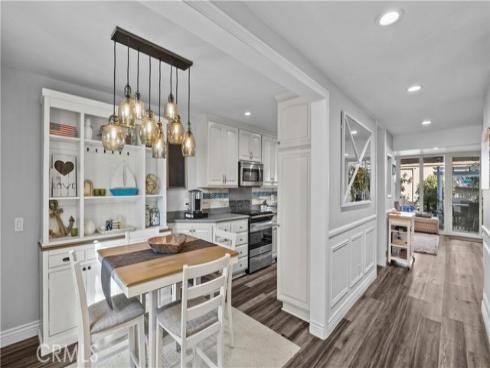 16532 Harbour Lane, Huntington Beach, CA