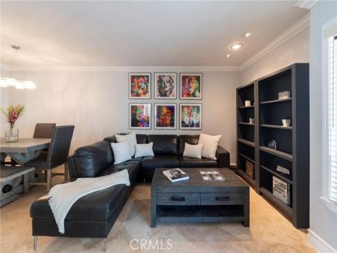 711 Pacific Coast 313 , Huntington Beach, CA