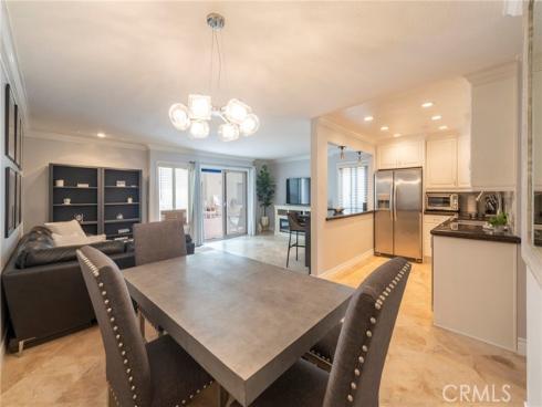 711 Pacific Coast 313 , Huntington Beach, CA