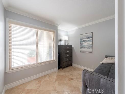 711 Pacific Coast 313 , Huntington Beach, CA