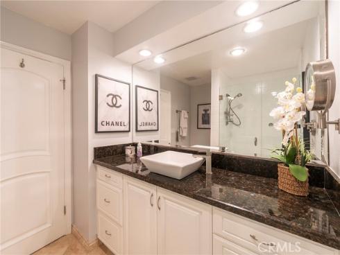 711 Pacific Coast 313 , Huntington Beach, CA