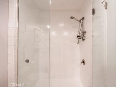 711 Pacific Coast 313 , Huntington Beach, CA