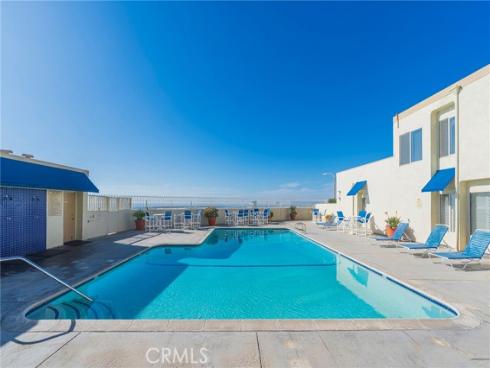 711 Pacific Coast 313 , Huntington Beach, CA