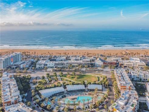 1308 Pacific Coast Highway, Huntington Beach, CA