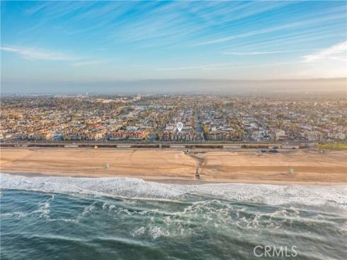 1308 Pacific Coast Highway, Huntington Beach, CA